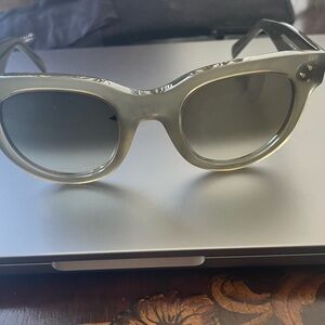 Chic Green Céline Sunglasses – Parisian Elegance!